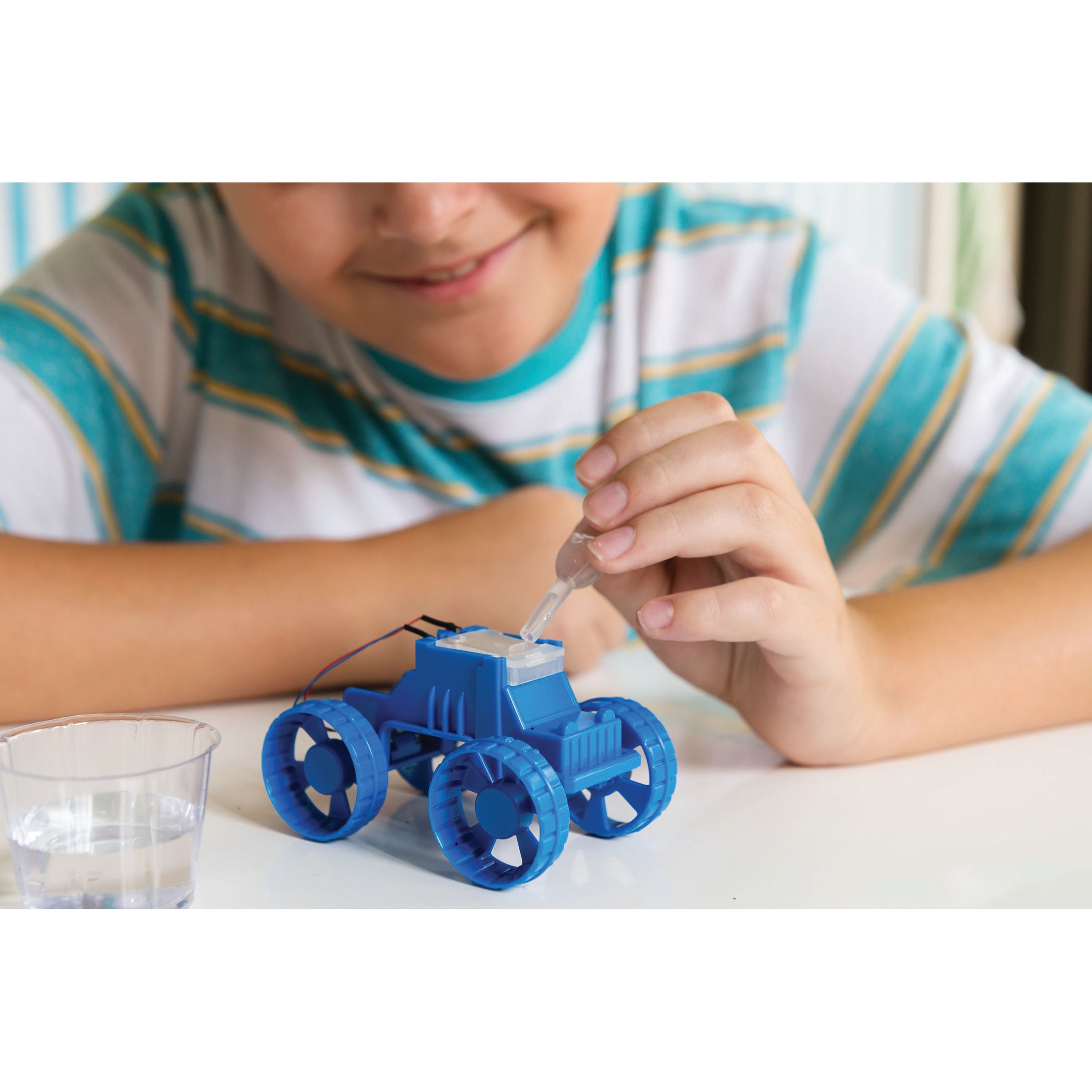 4M Green Science Salt - Powered Eco - Truck: Ideal for 8+
