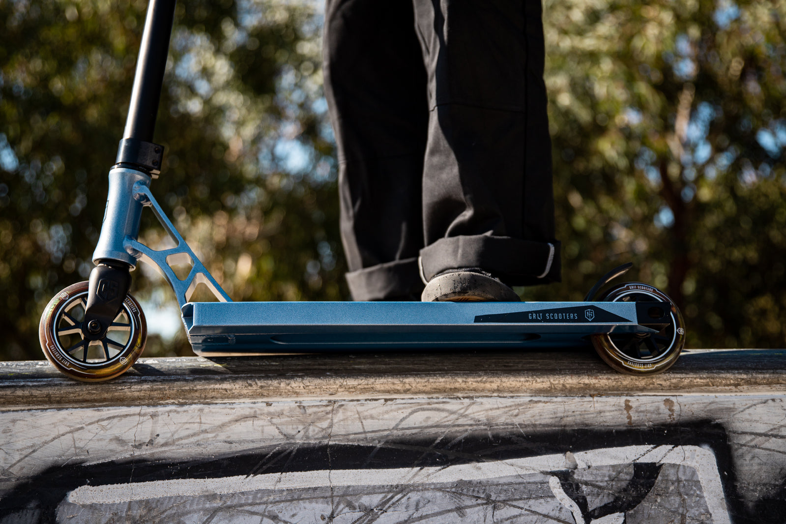 Hot Deal! Grit Elite XL Blue/Black Scooter