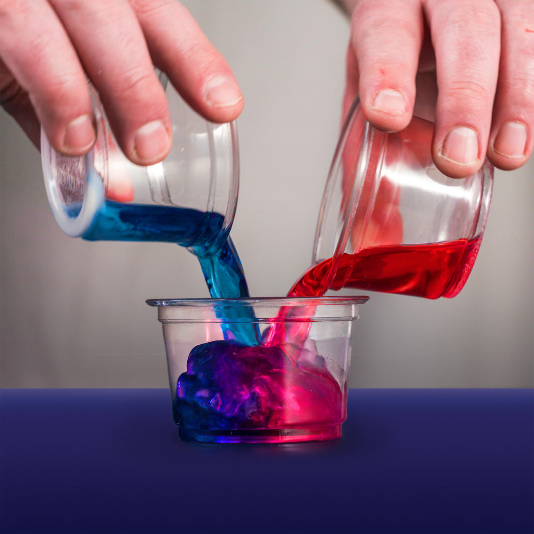 National Geographic Amazing Chemistry Kit for Cool Reactions