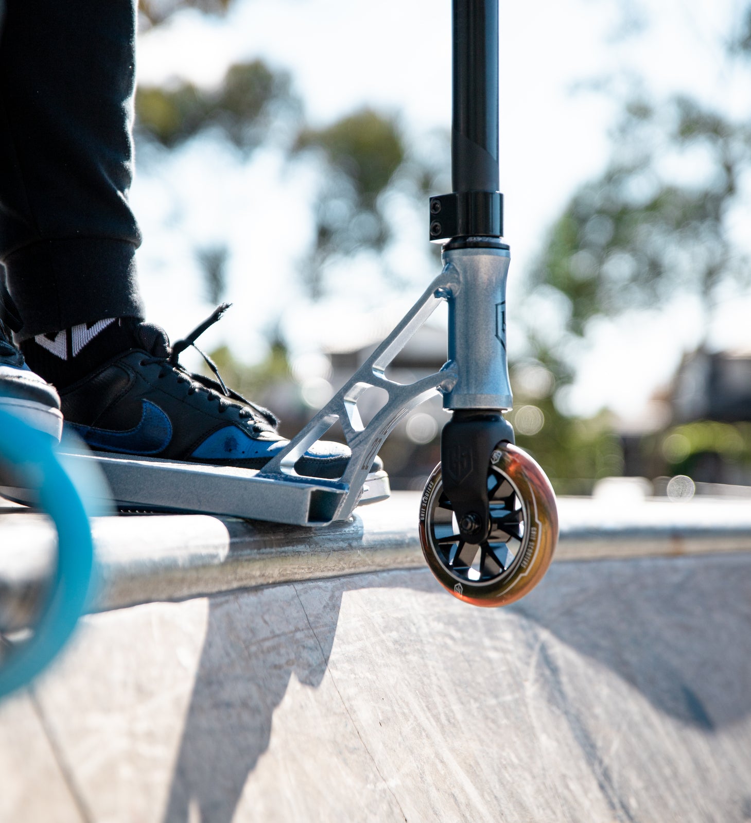 Hot Deal! Grit Elite XL Blue/Black Scooter