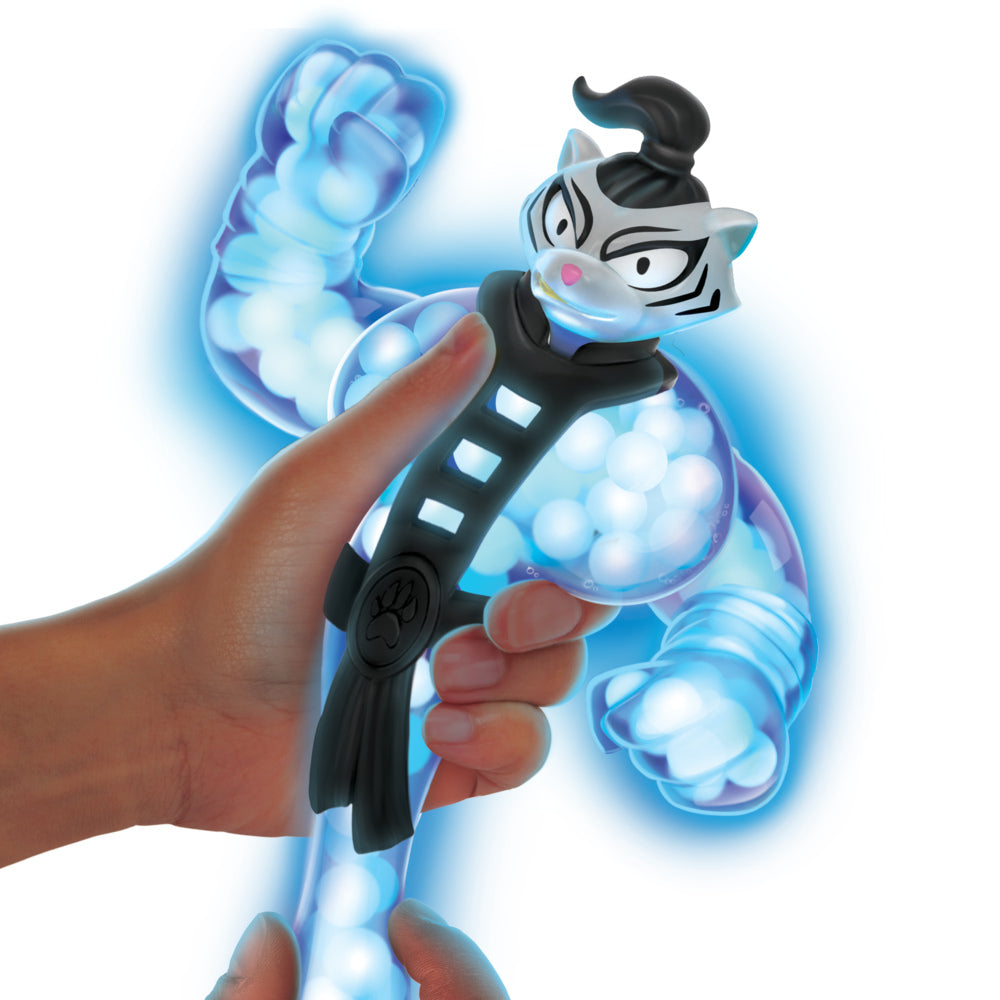 Heroes Of Goo Jit Zu Season 8 Glow Shifters Hero Pack - Bengal