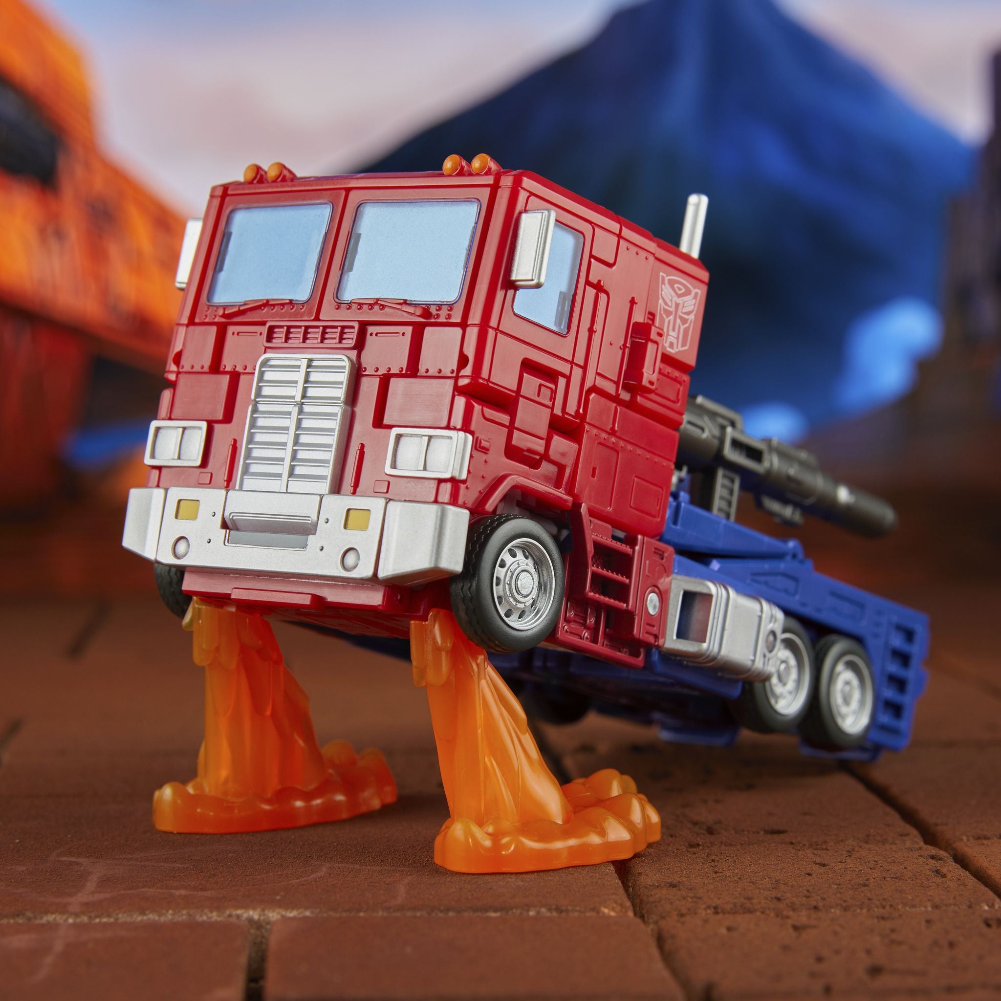 Hot! Transformers Studio Series Commander Class '86 Optimus Prime Action Figure
