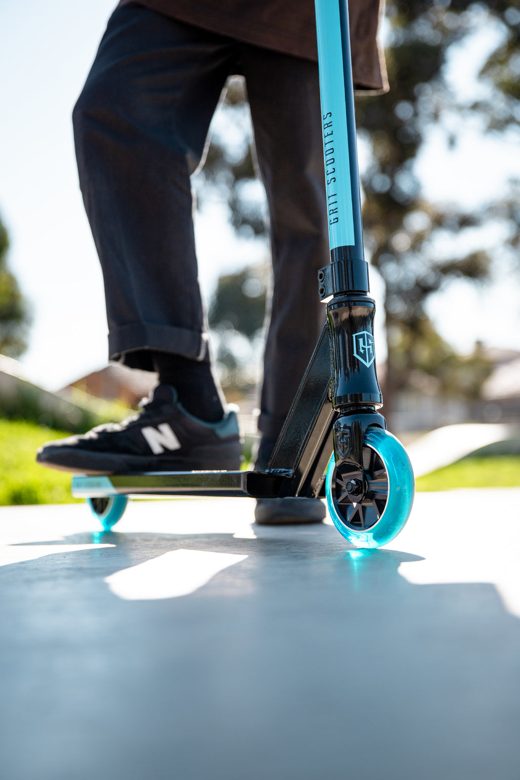 Grit Fluxx Scooter - Black with Blue, Ideal for Beginner to Expert Riders