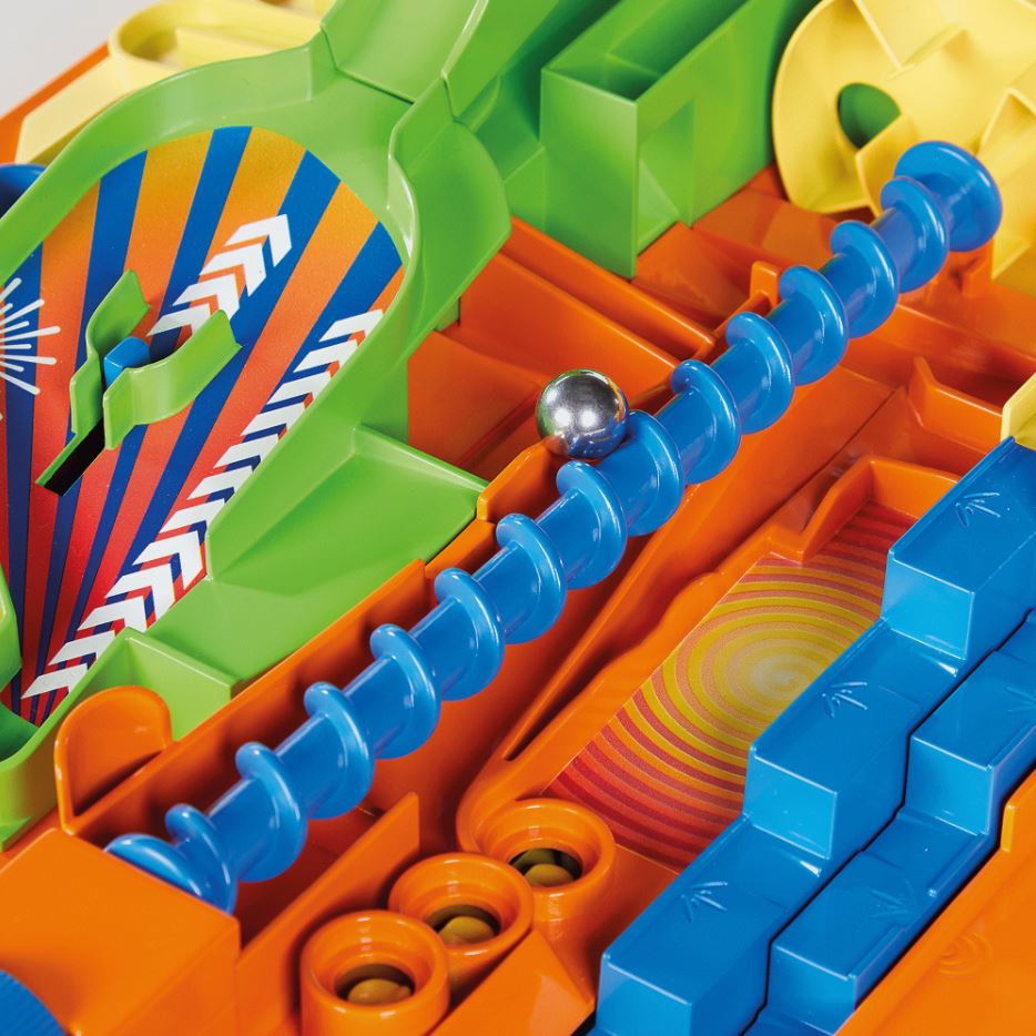 TOMY Screwball Scramble Level 2 - Hot Family Board Game
