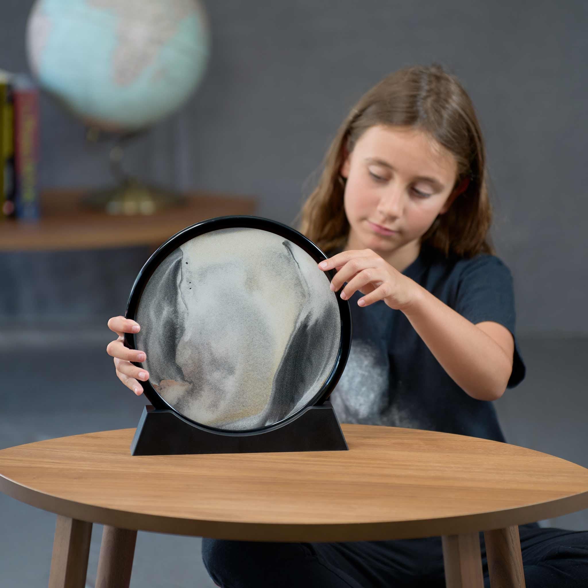 Get Your Hands on Lyell's 26cm Portable Sand Art Toy for Endless Creativity