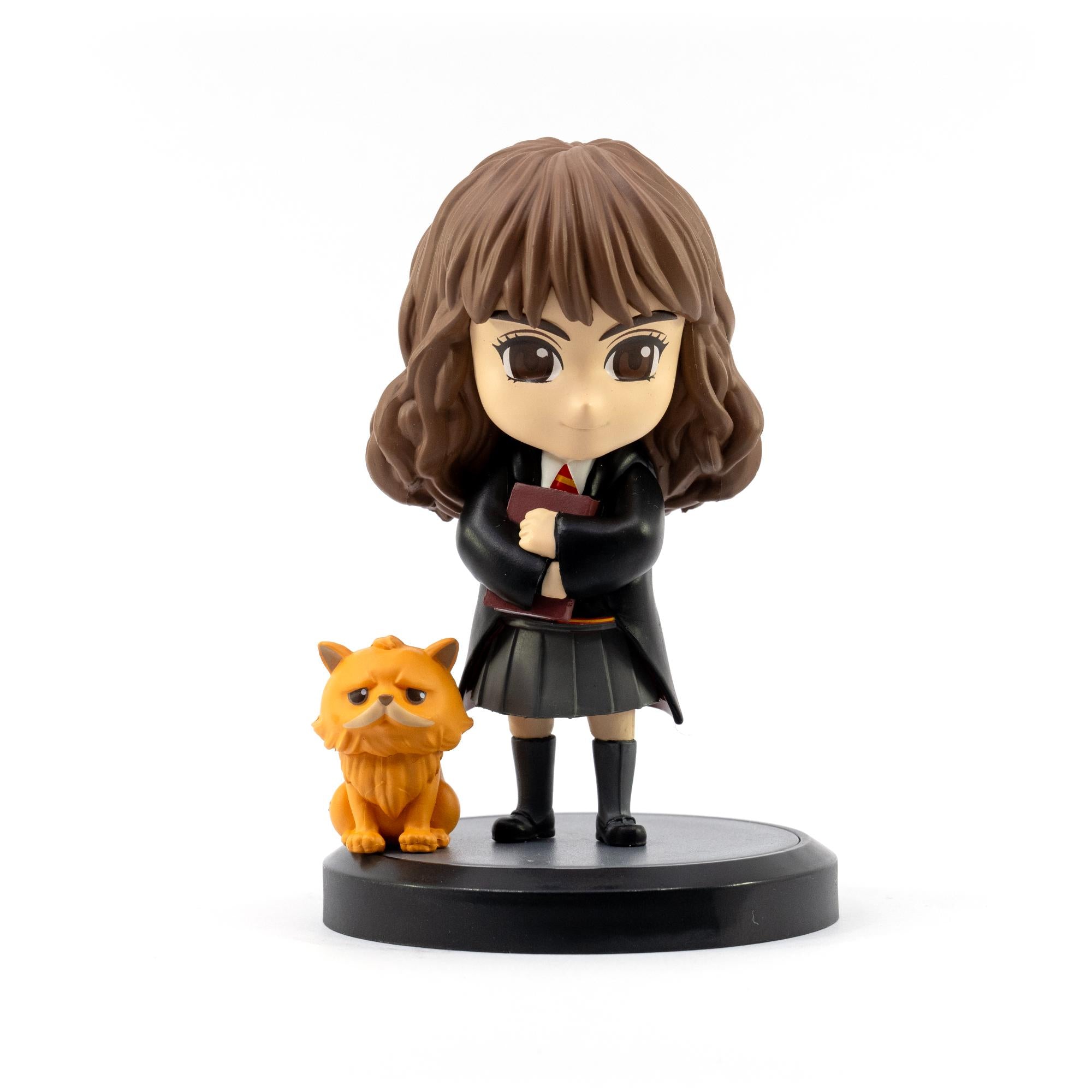 Wizarding World Harry Potter Classic Surprise Box with Assorted Mini Figurines