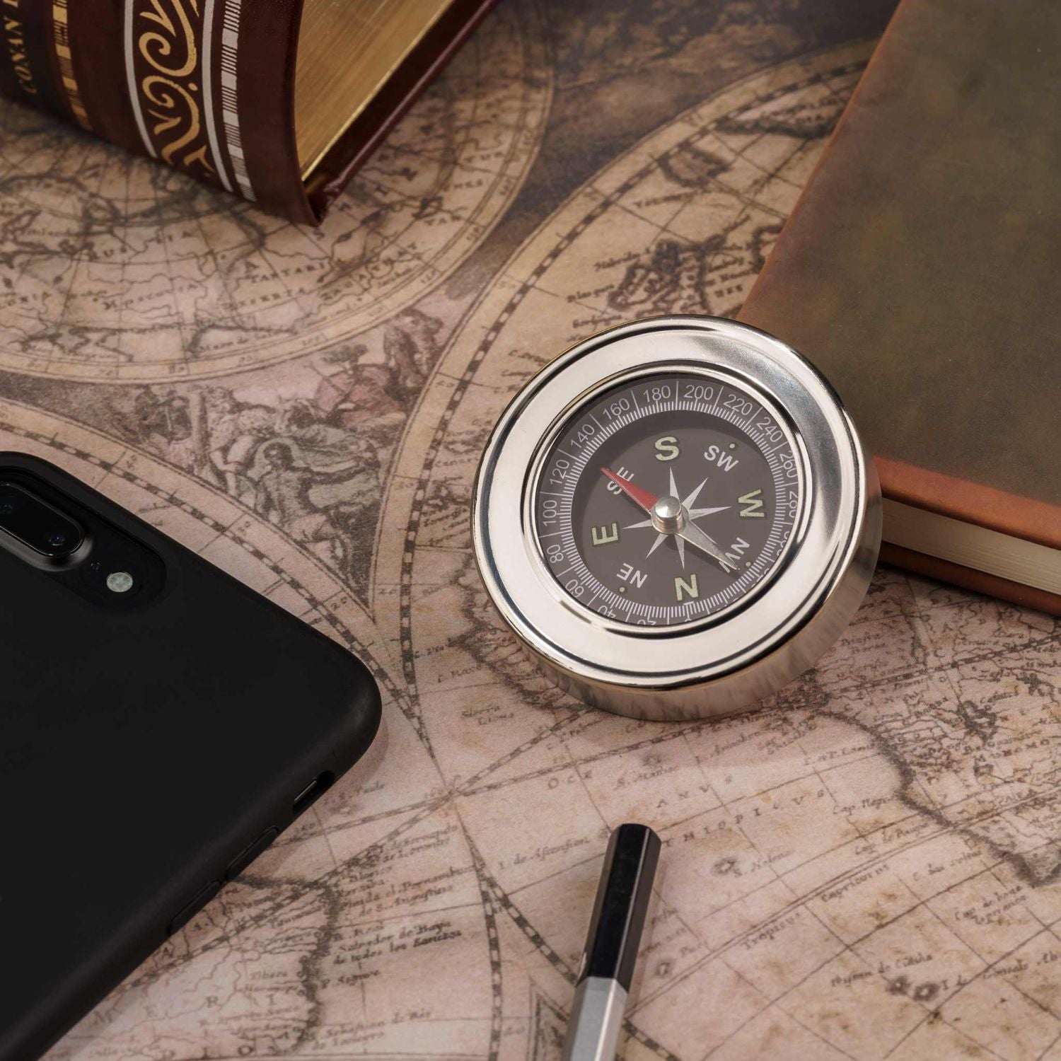 Amazing Stainless Steel Glow - in - the - Dark Compass