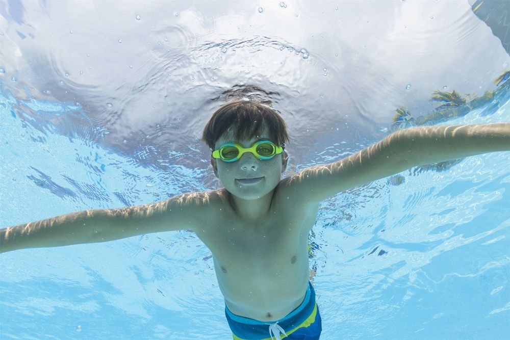 Bestway Lightning Pro Swimming Goggles - Assorted Styles for Kids Aged 7+