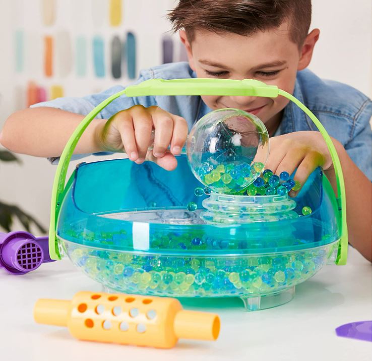Orbeez Sensation Station Set with Glow-in-the-Dark and Multi-colored Orbeez