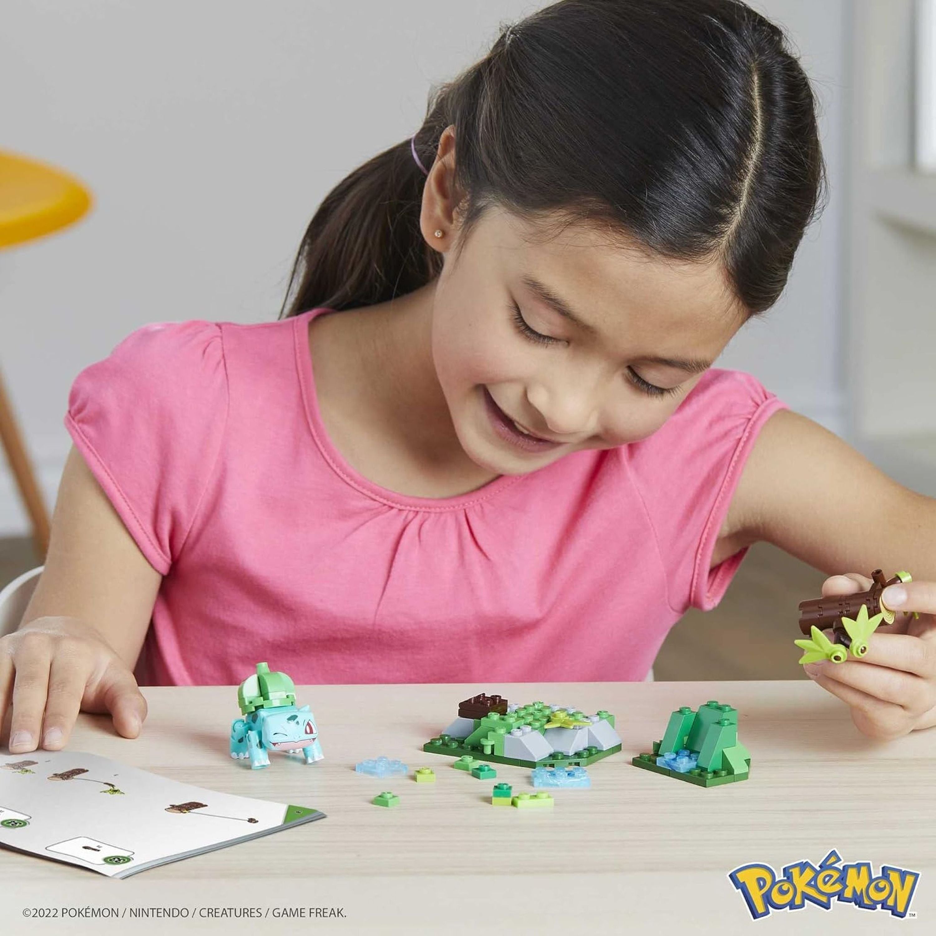 MEGA Construx Pokemon: Bulbasaur's Enchanting Forest Building Set