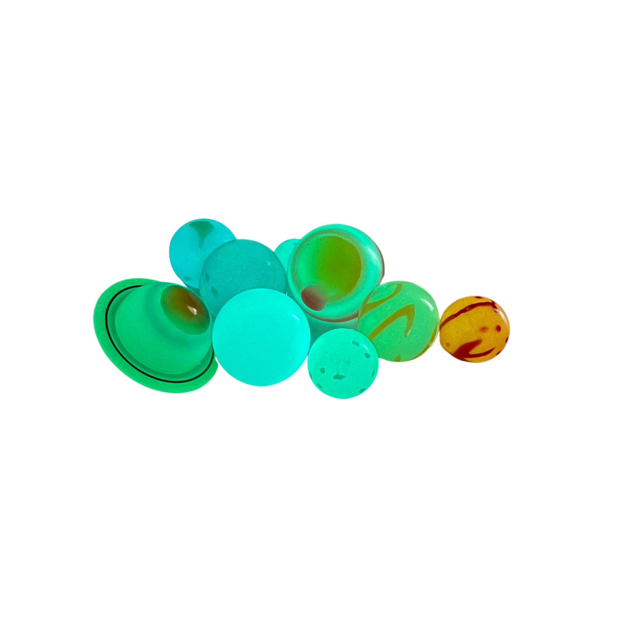 Amazing Sale! Glowing 3-D Planets for Great Explorations