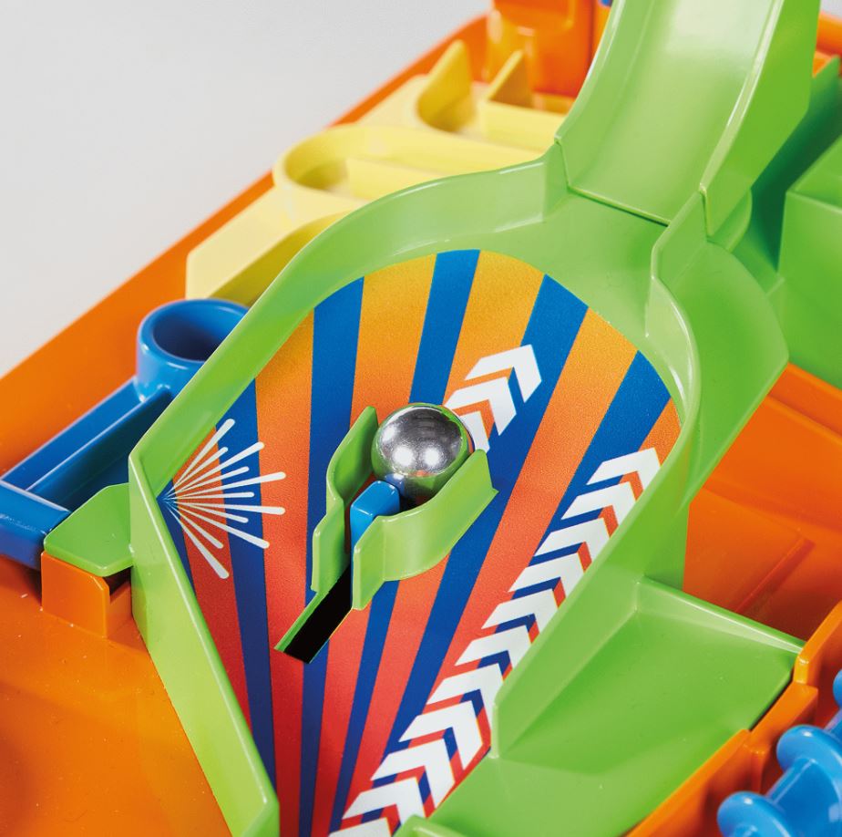 TOMY Screwball Scramble Level 2 - Hot Family Board Game