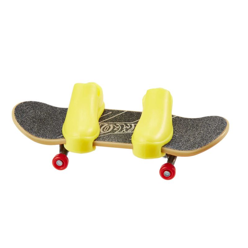Hot Deal! Single Pack Hot Wheels Skate Fingerboard - Abstrakt 4/5 Color Wave