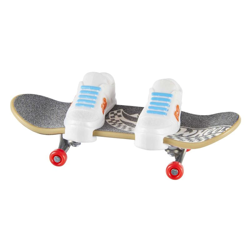 Hot Wheels Skate Fingerboard Single Pack - Ideal for Young Skate Enthusiasts