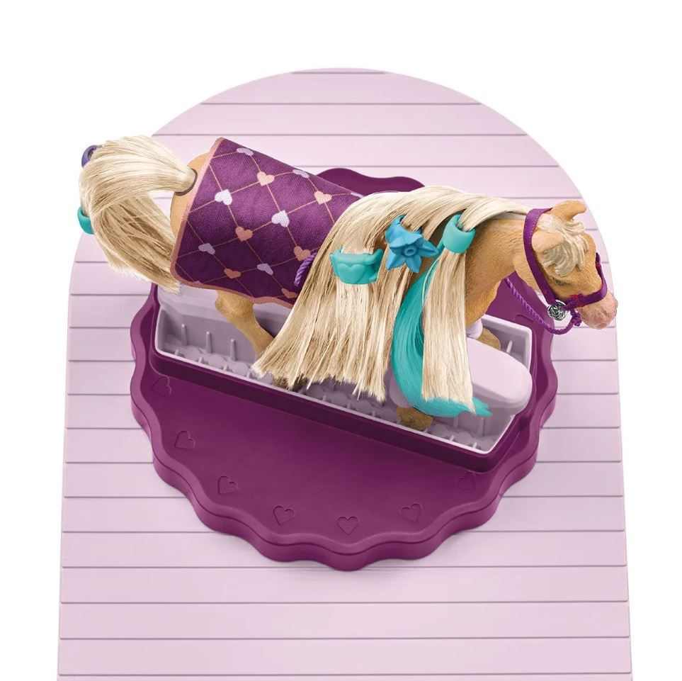 Schleich Deluxe Horse Grooming and Styling Station Set