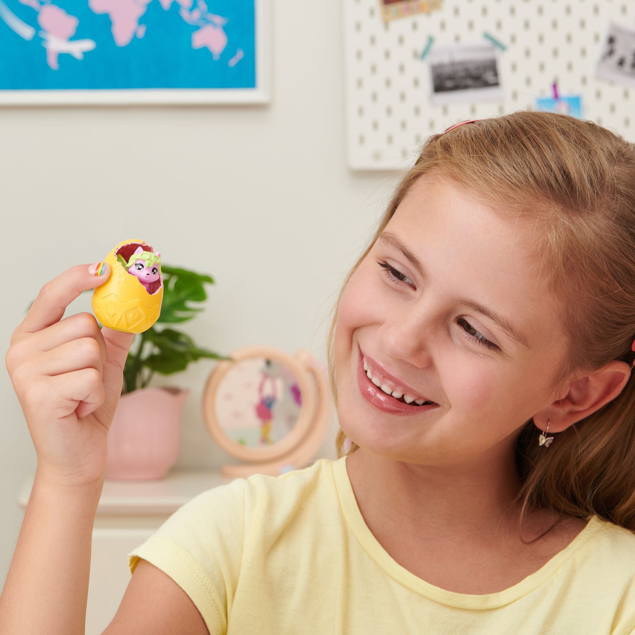 Hatchimals CollEGGtibles Rainbow-Cation Hatchy Surprise Collectible Blind Packs - Great for Kids!
